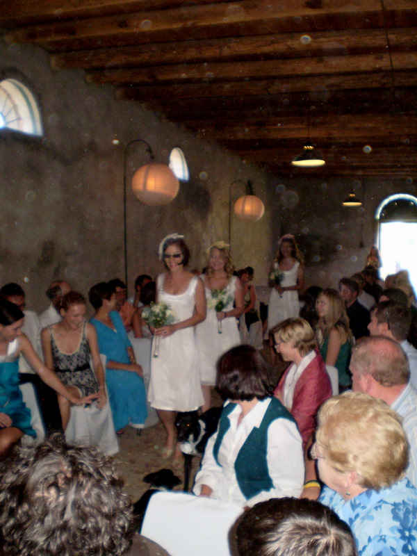 The entrance of the bride's crew