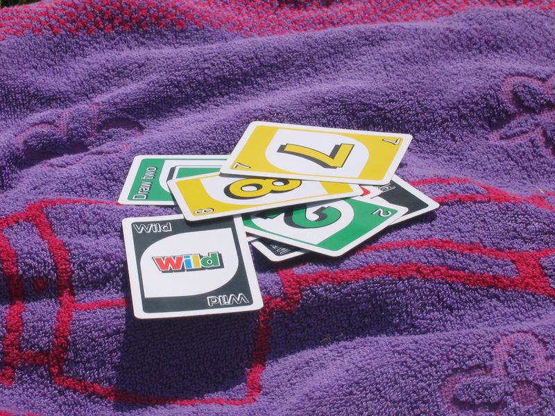 Uno: a game for colourblind 